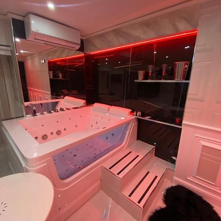 Samm B&B Porta San Gennaro Наполи Екстериор снимка