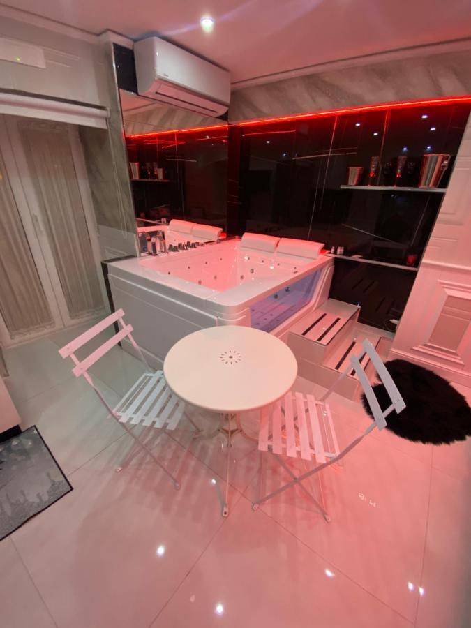 Samm B&B Porta San Gennaro Наполи Екстериор снимка